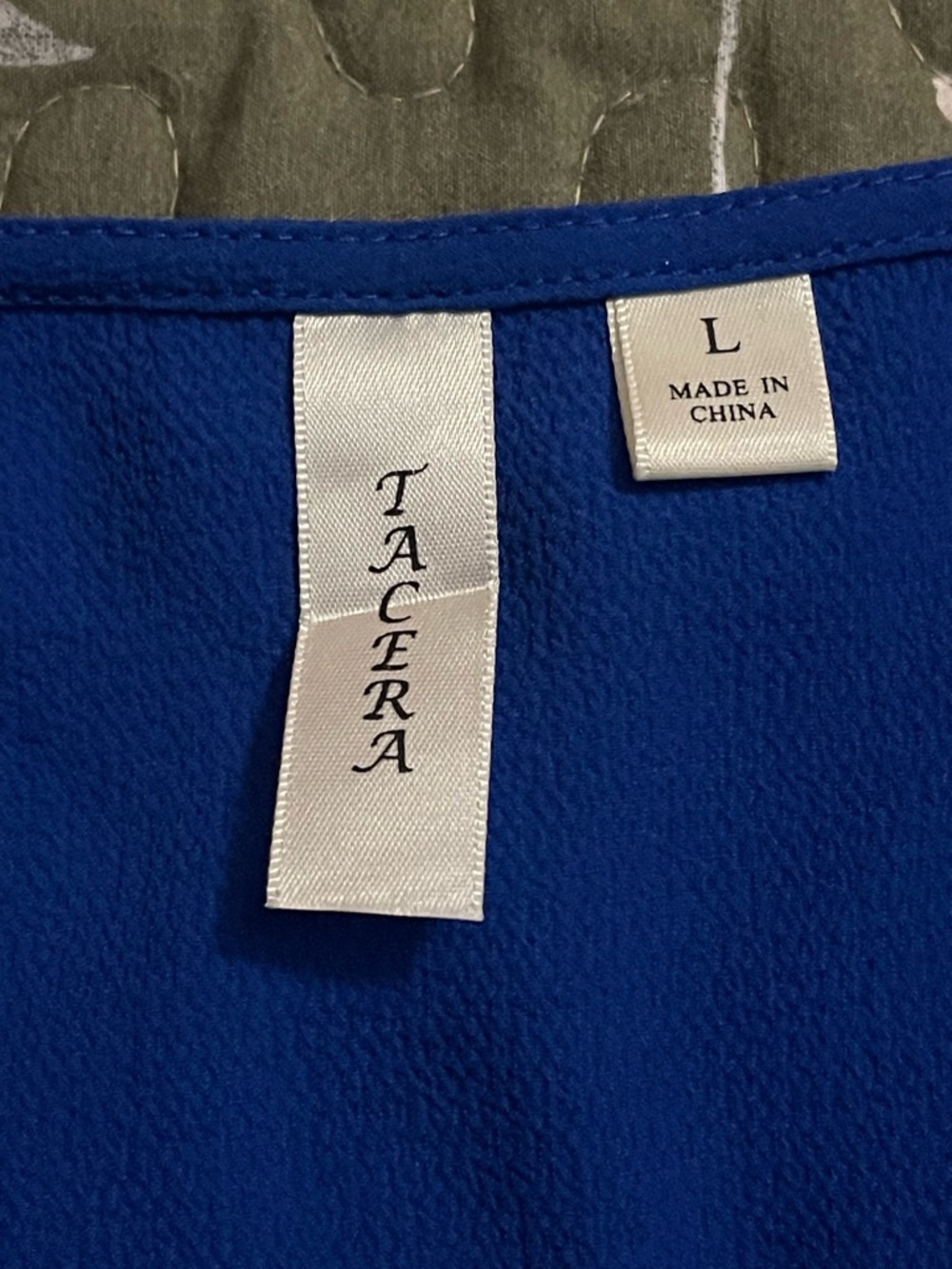 Tacera Black Ponte capri Pants sz 10 and blue top sz L - Picture 4 of 7